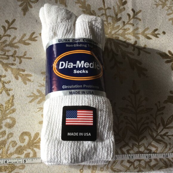 New Dia-Medic White Socks - 3 Pack - Non-Binding - Size 9 - 11 - Picture 2 of 8